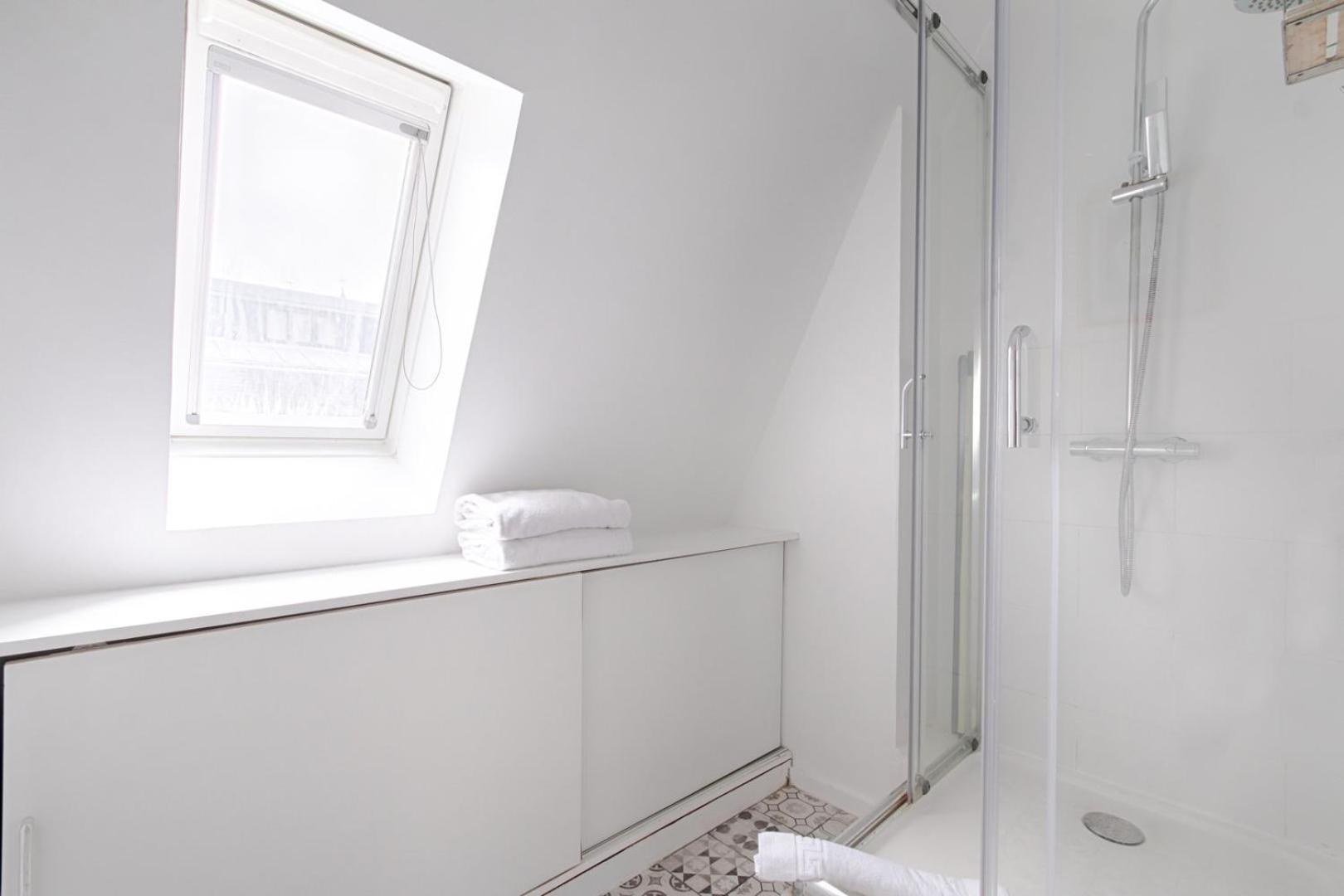 Appartement Near To Saint Lazare - 6P Paris Ngoại thất bức ảnh